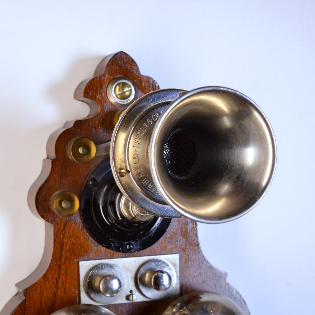 Antique Swedish Wooden Wall Telephone L.M. Ericsson model 305 Crank Magneto 1918