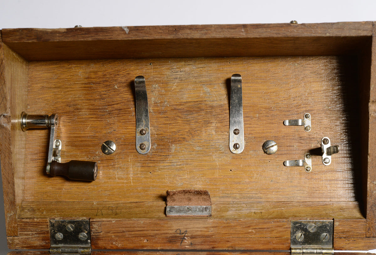 Antique Wooden Ericsson MB 115 Crank Magneto Field Telephone 1895 С Mark 1