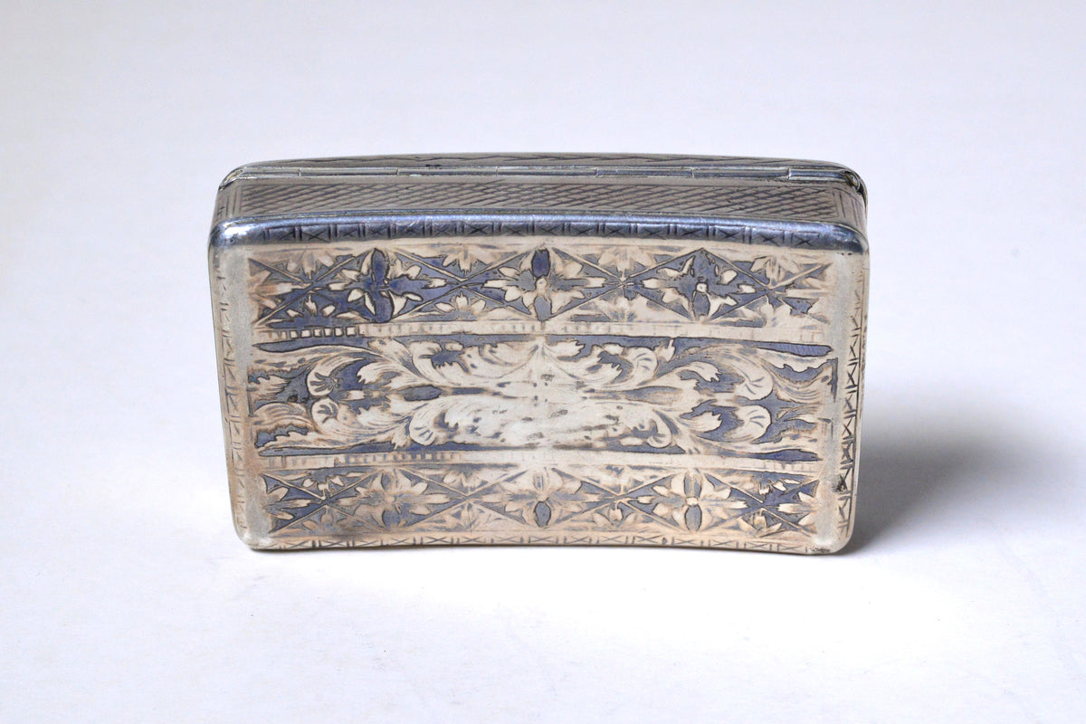 Anatomically curved ornamental 1840 Russian antique niello 84 silver box