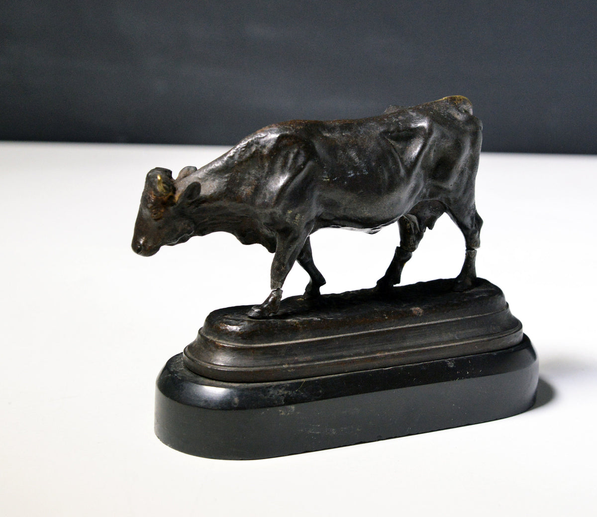 Very rare 19C antique russian miniature cast iron cow figurine Kasli