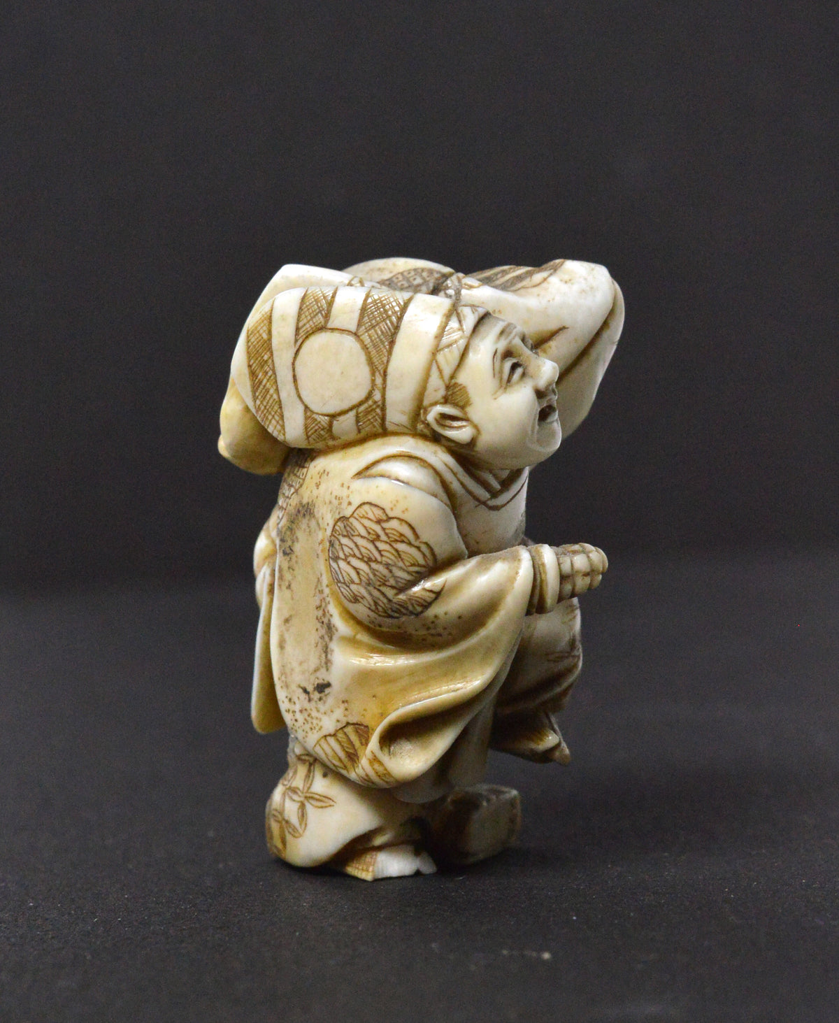 Signed Antique Japanese Meiji Netsuke Hand Carved Ivory Figurine