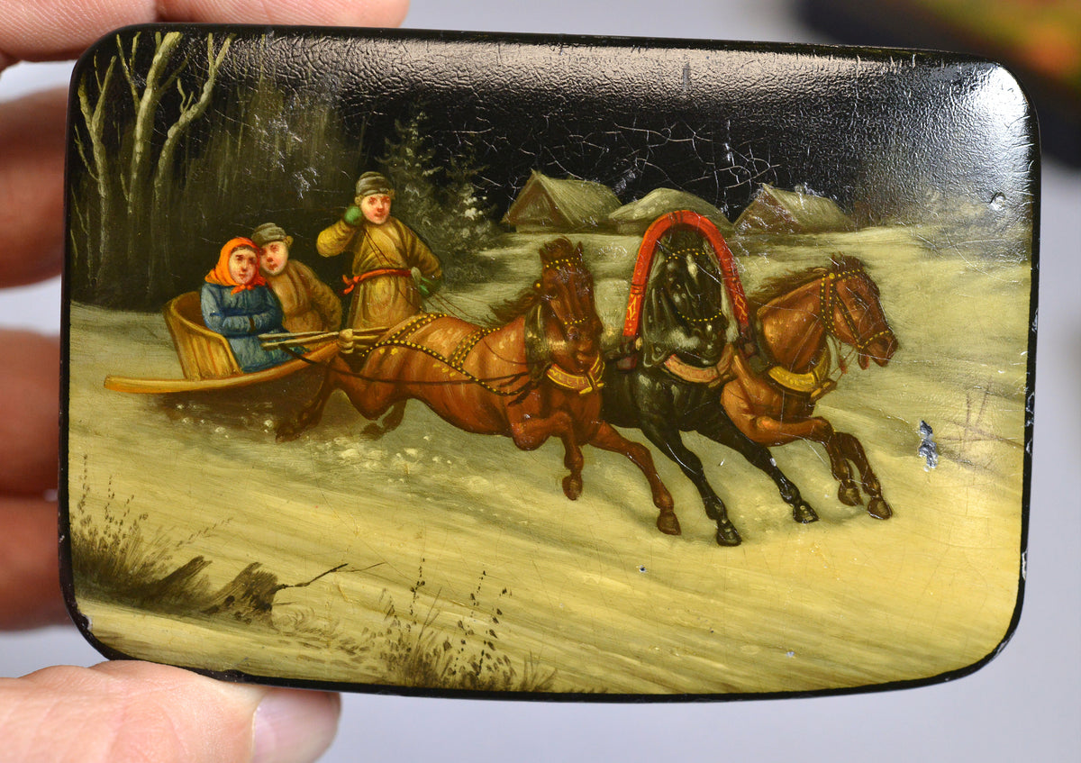 Antique early 20C Russian lacquer hand painted miniature box winter troika ride